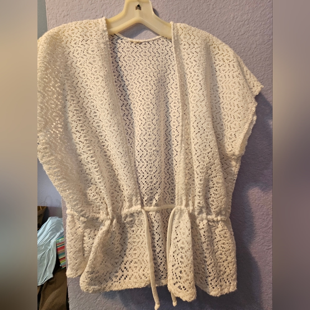 White Crochet Open-Front Cardigan - Picture 5 of 7